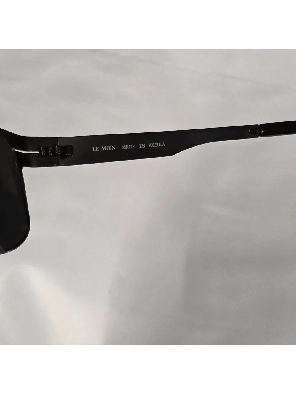 Le Mien  South Korea independent eyewear brand known light weight MS 104